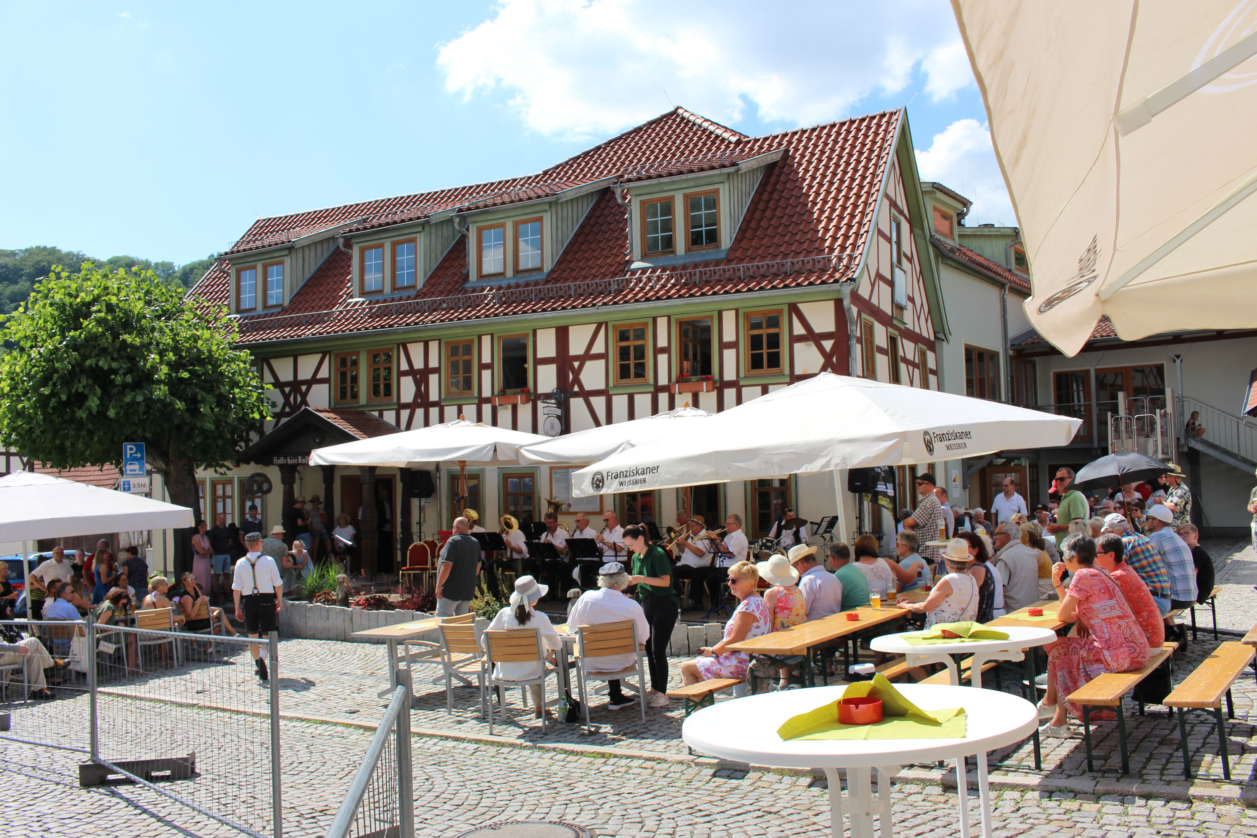 Biergarten bei einer Veranstaltung im Grüner Baum in Steinbach