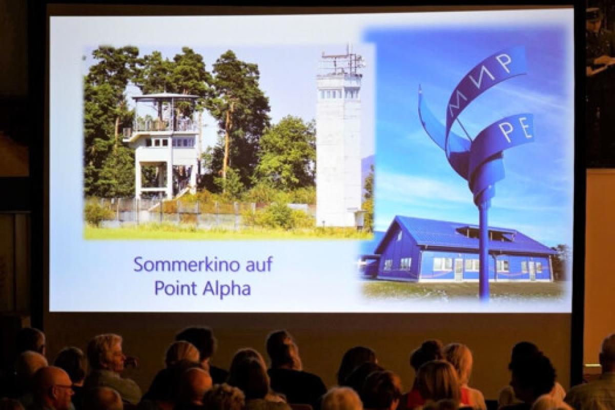 Bild zur Veranstaltung: Ex-Tatort-Kommissar und TV-Moderatorin beim 